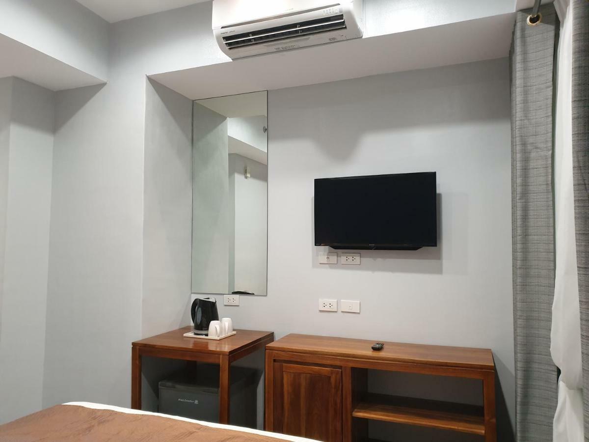 Hotel Leez Makati